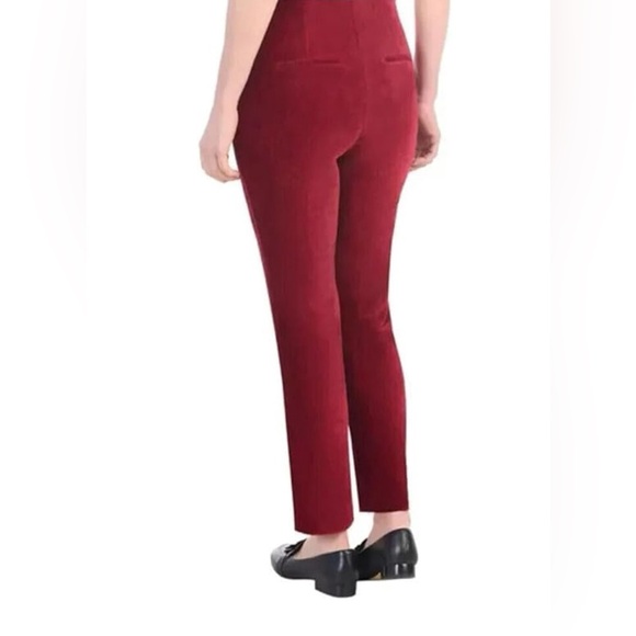 Hilary Radley Pants Women's Red Medium 29 Inseam Mid-Rise Faux Suede Pull On NEW - Picture 2 of 11